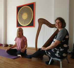 Yin Yoga mit Harfe