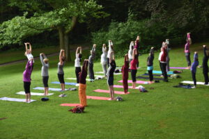 Klangschalen, Kristall schalen, sound healing, meditation, entspannung, Yoga nervensystem regulieren, selbstheilung musikalische Lesung musikalische begleitung Resilienz Training, Wofür brennst du, Wirbelsäulentherapie nach breuss, massage , Antar Mourna, magische Vagusnerv, regulierte Nervensystem