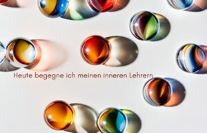 Klangschalen, Kristall schalen, sound healing, meditation, entspannung, Yoga nervensystem regulieren, selbstheilung musikalische Lesung musikalische begleitung Resilienz Training, Wofür brennst du, Wirbelsäulentherapie nach breuss, massage , Antar Mourna, magische Vagusnerv, regulierte Nervensystem
