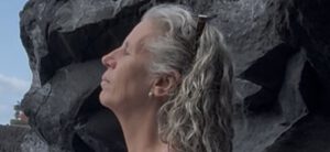 Klangschalen, Kristall schalen, sound healing, meditation, entspannung, Yoga nervensystem regulieren, selbstheilung musikalische Lesung musikalische begleitung Resilienz Training, Wofür brennst du, Wirbelsäulentherapie nach breuss, massage , Antar Mourna, magische Vagusnerv, regulierte Nervensystem