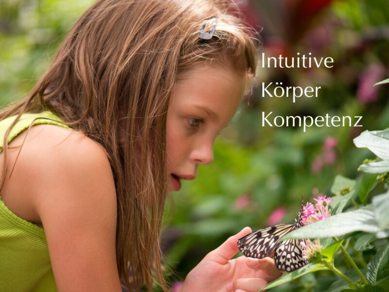 Intuitive Körper Kompetenz gibt Raum für den Weg zu dir